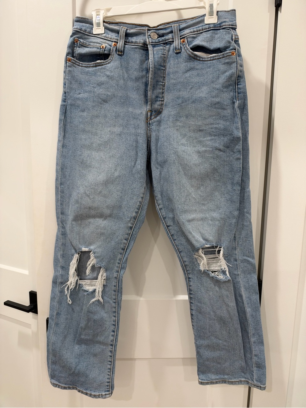 Levi’s Wedgie Straight Ankle Jeans